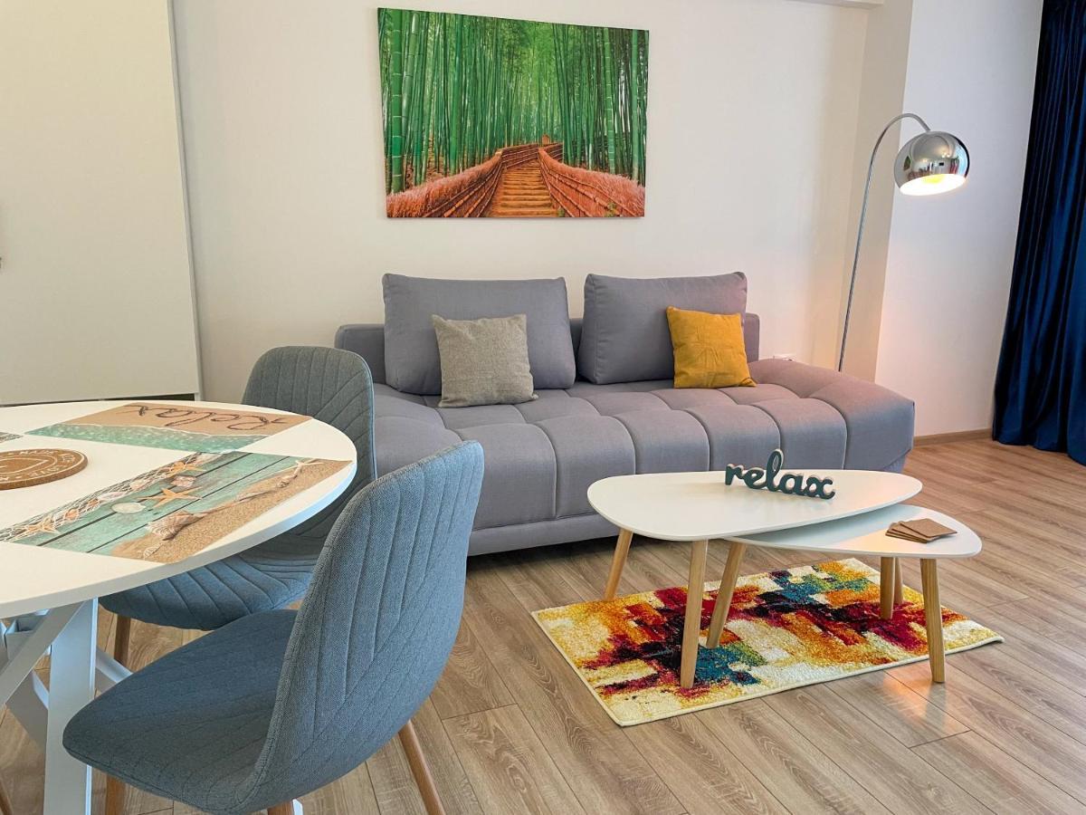 מאמאיה Azure Sea Apartments - Bychoice מראה חיצוני תמונה
