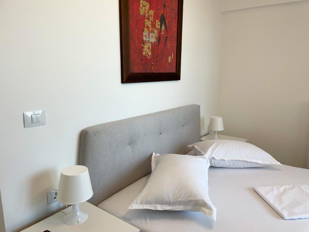 מאמאיה Azure Sea Apartments - Bychoice מראה חיצוני תמונה